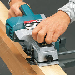 Collection image for: Raboter & Défoncer : La Précision au Service de vos Projets Bois